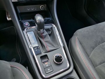 Car image 33