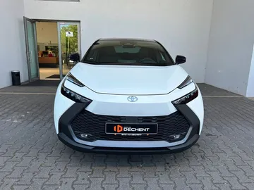 Car image 3