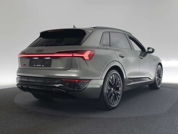 Audi Q8 50 e-tron 95 kWh 250 kW image number 4