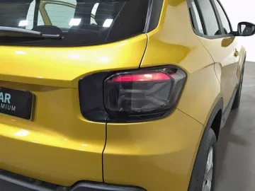 Car image 35