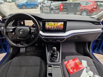 Car image 37