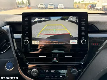 Car image 28