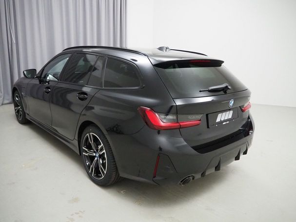 BMW 330 Touring 185 kW image number 3