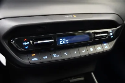 Car image 29