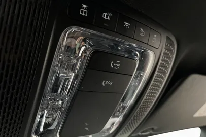 Car image 29