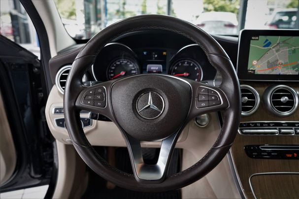 Mercedes-Benz C 300 T 180 kW image number 23