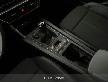 Car image 31
