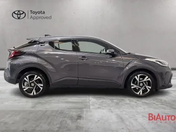 Car image 2