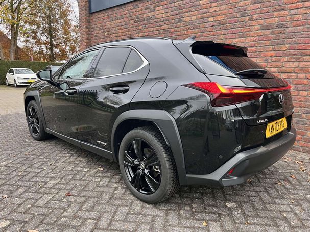 Lexus UX 250h 135 kW image number 4