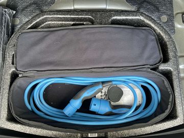 Car image 37