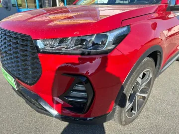 Car image 18