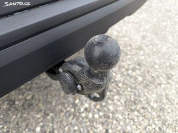 Car image 35