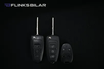 Car image 35