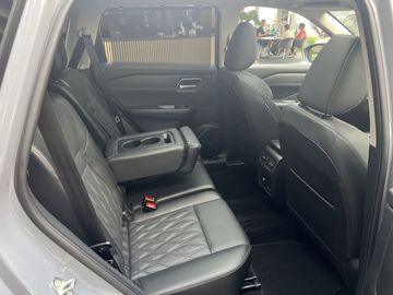 Car image 37