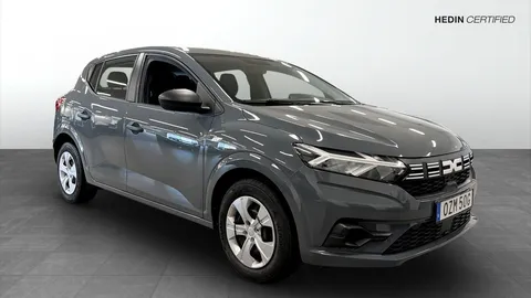Car image 3