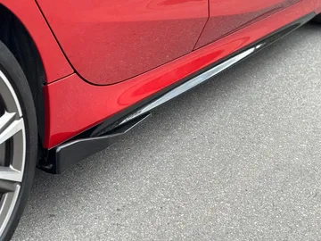 Car image 40