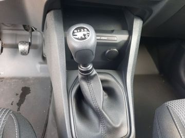 Car image 23