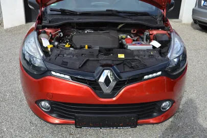 Car image 32