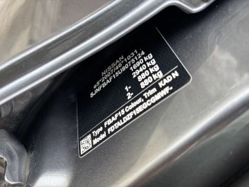 Car image 36