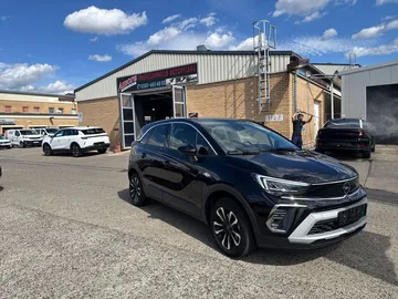 Car image 24