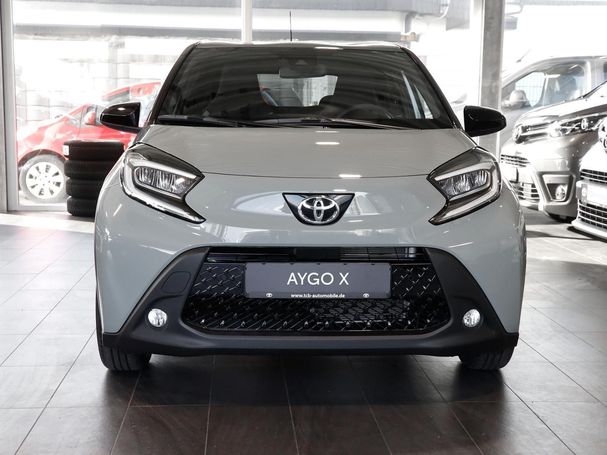 Toyota Aygo X 1.0 53 kW image number 2