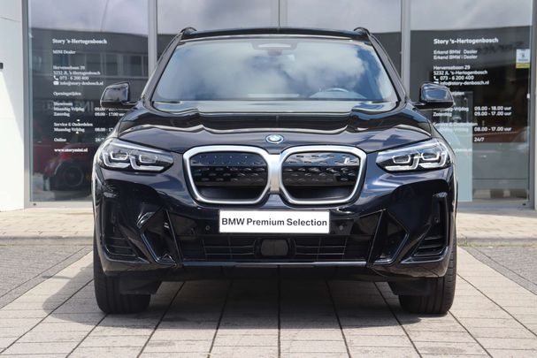 BMW iX3 80 kWh 210 kW image number 3