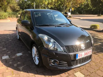 Car image 4