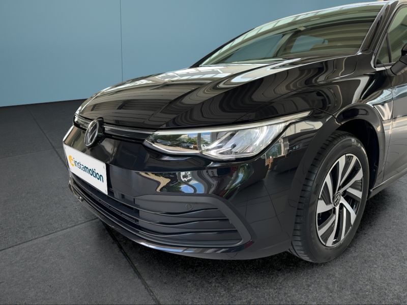 Volkswagen Golf 8