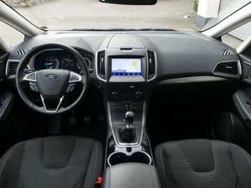 Car image 25