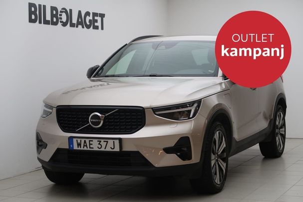 Volvo XC40 Recharge T4 Plus Dark 157 kW image number 4