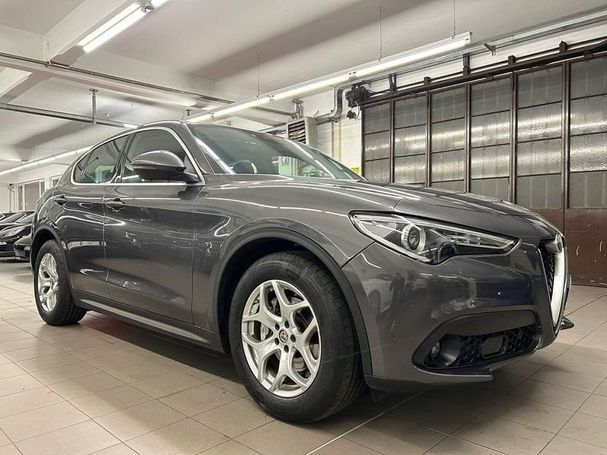 Alfa Romeo Stelvio 2.2 Diesel AT8 118 kW image number 1