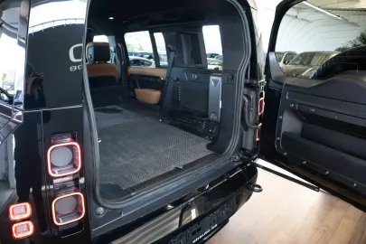 Car image 35