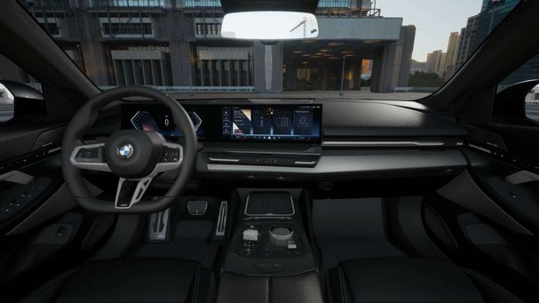 BMW 520i 140 kW image number 6