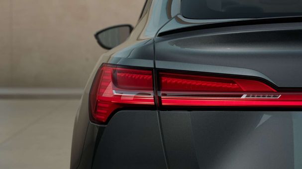 Audi Q8 55 e-tron S-line Sportback 300 kW image number 8