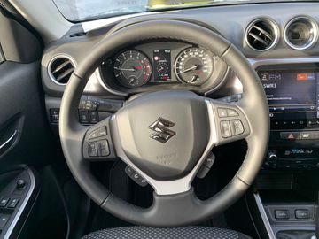 Car image 11