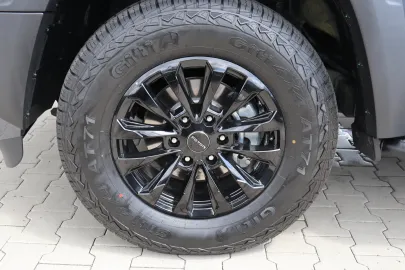 Car image 33