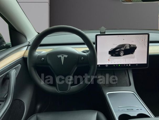 Tesla Model Y 60 192 kW image number 10