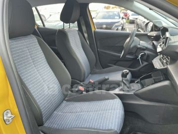 Car image 30