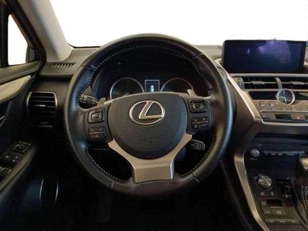 Lexus NX 300 h 145 kW image number 10