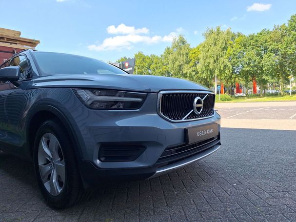 Volvo XC40 T4 Momentum 140 kW image number 5