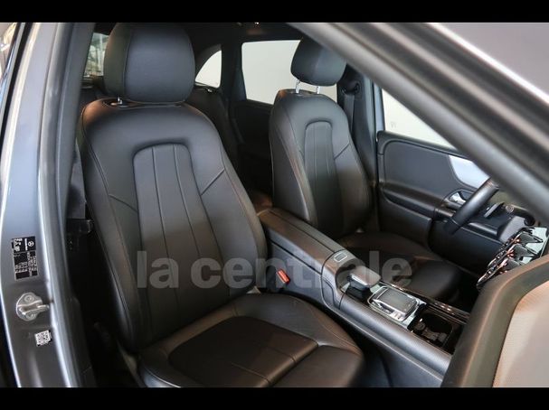 Mercedes-Benz B 180 d 7G-DCT Style 85 kW image number 4