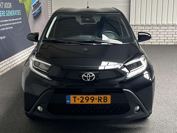 Toyota Aygo X 1.0 VVT-i 53 kW image number 3