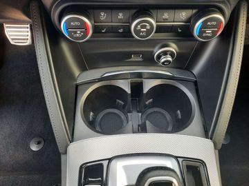 Car image 31