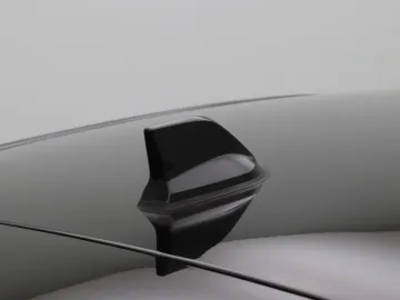 Car image 37