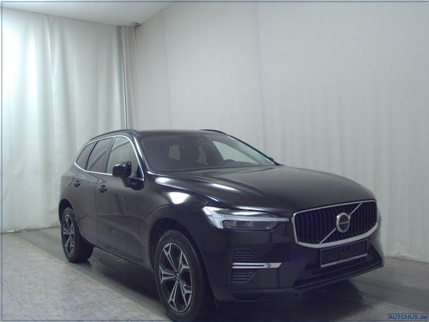 Volvo XC60 B4 AWD Momentum 145 kW image number 3