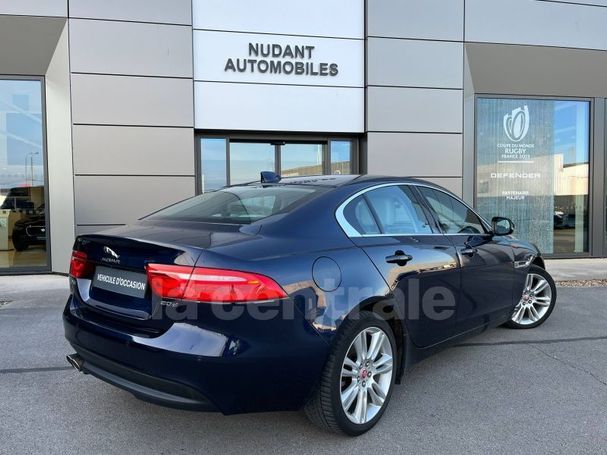 Jaguar XE 132 kW image number 2