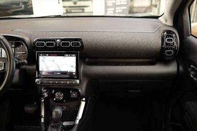 Car image 21