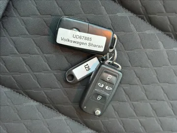 Car image 48