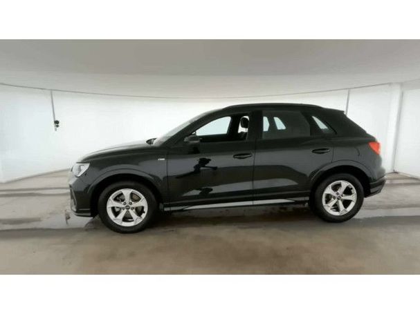 Audi Q3 35 TDI S-line 110 kW image number 5