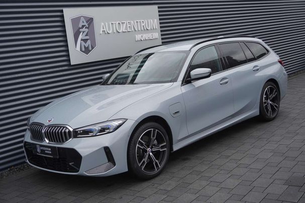 BMW 330 Touring e M Sportpaket xDrive 215 kW image number 2